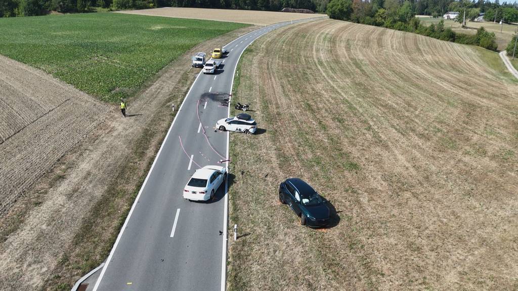 62-jähriger Motorradfahrer stirbt bei Unfall