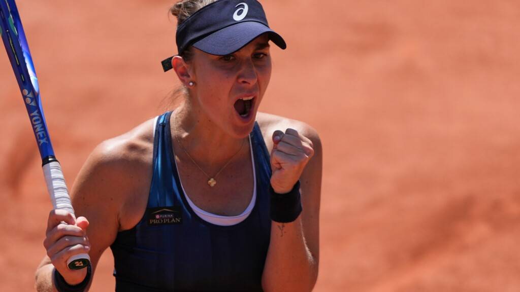 Belinda Bencic freut sich in Paris über ihren souveränen Einzug in die 3. Runde