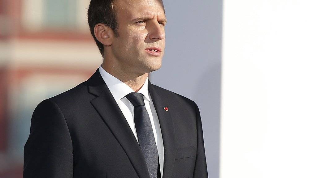 Frankreichs Präsident Macron gedachte zusammen mit dem israelischen Ministerpräsidenten in Paris den Opfern des Holocaust in Frankreich. (Archiv)