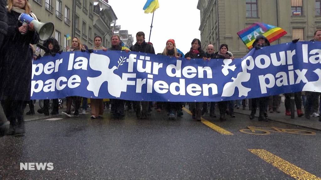 Bern: Nationale Friedensdemo