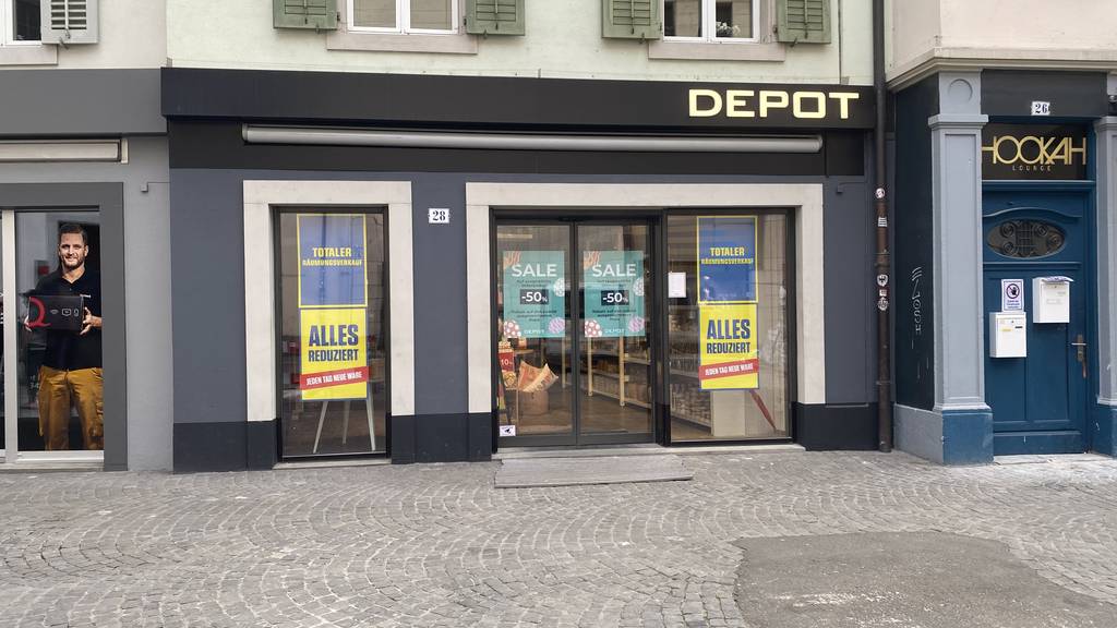 «Totaler Räumungsverkauf» im Depot in Aarau