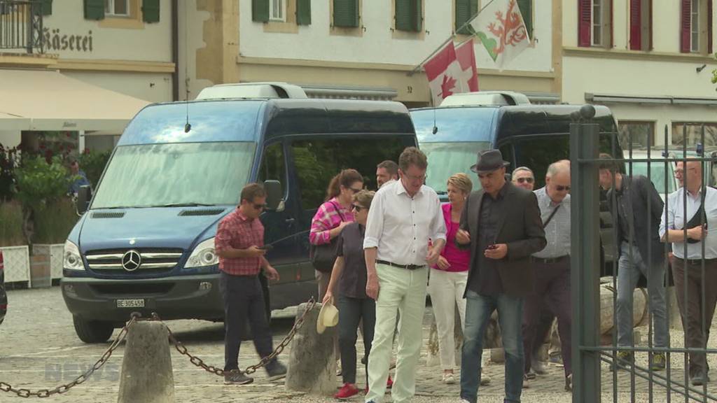 Bundesrat auf Reisen in Murten