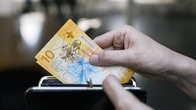 Die Schweizerische Nationalbank will weiterhin am Bargeld festhalten