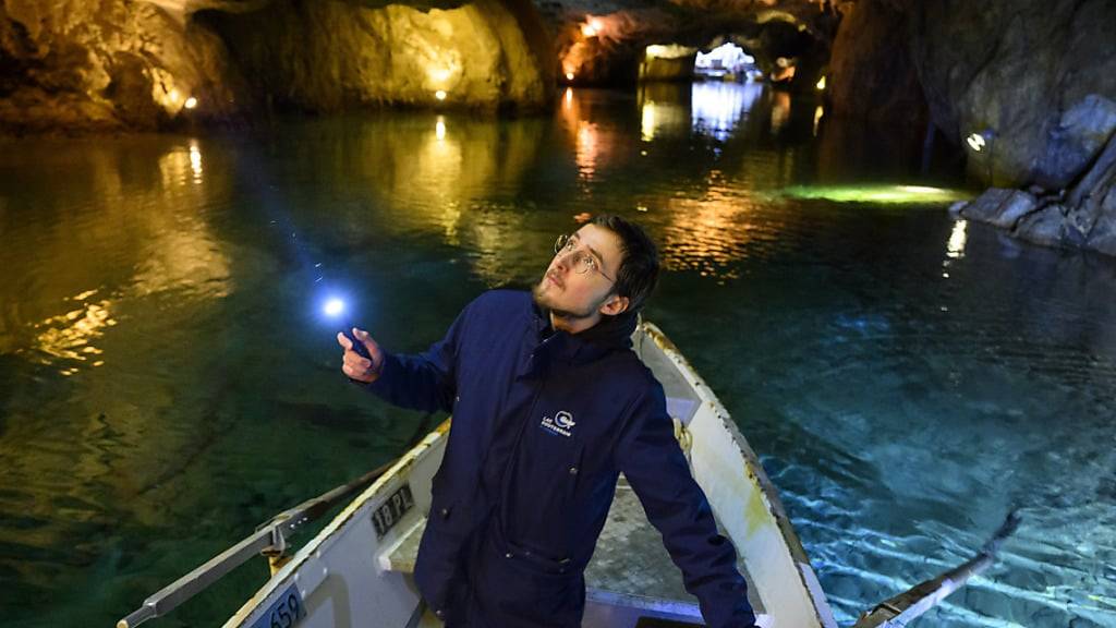 In Saint-Léonard im Unterwallis liegt der grösste natürliche unterirdische See Europas.