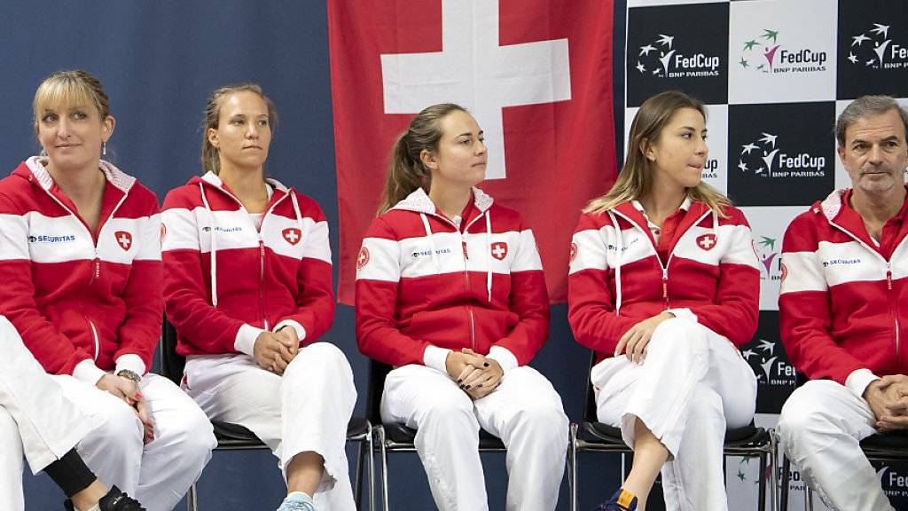 Das Schweizer Fed-Cup-Team bei der Auslosung am Freitag