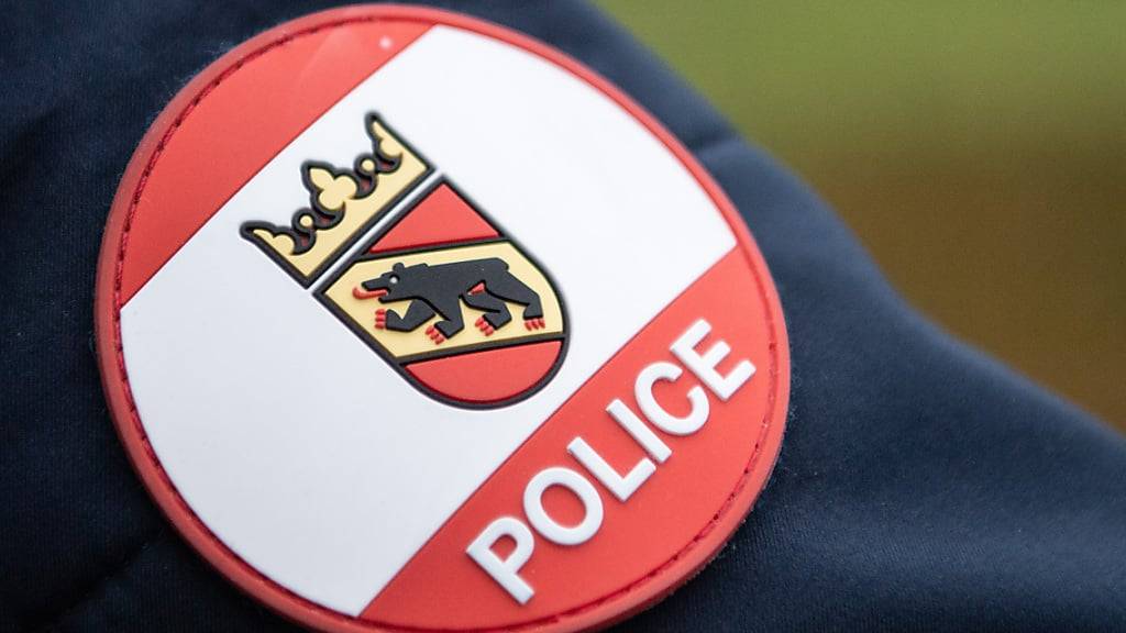 Nach dem Überfall auf ein Hotel in Gstaad nahm die Polizei Ermittlungen auf. (Symbolbild)