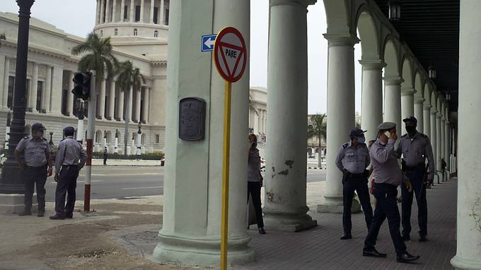 Mehr als 5000 Kubaner nach Protesten festgenommen
