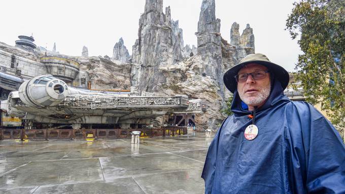 Mann besucht Disneyland für 2995 Tage am Stück