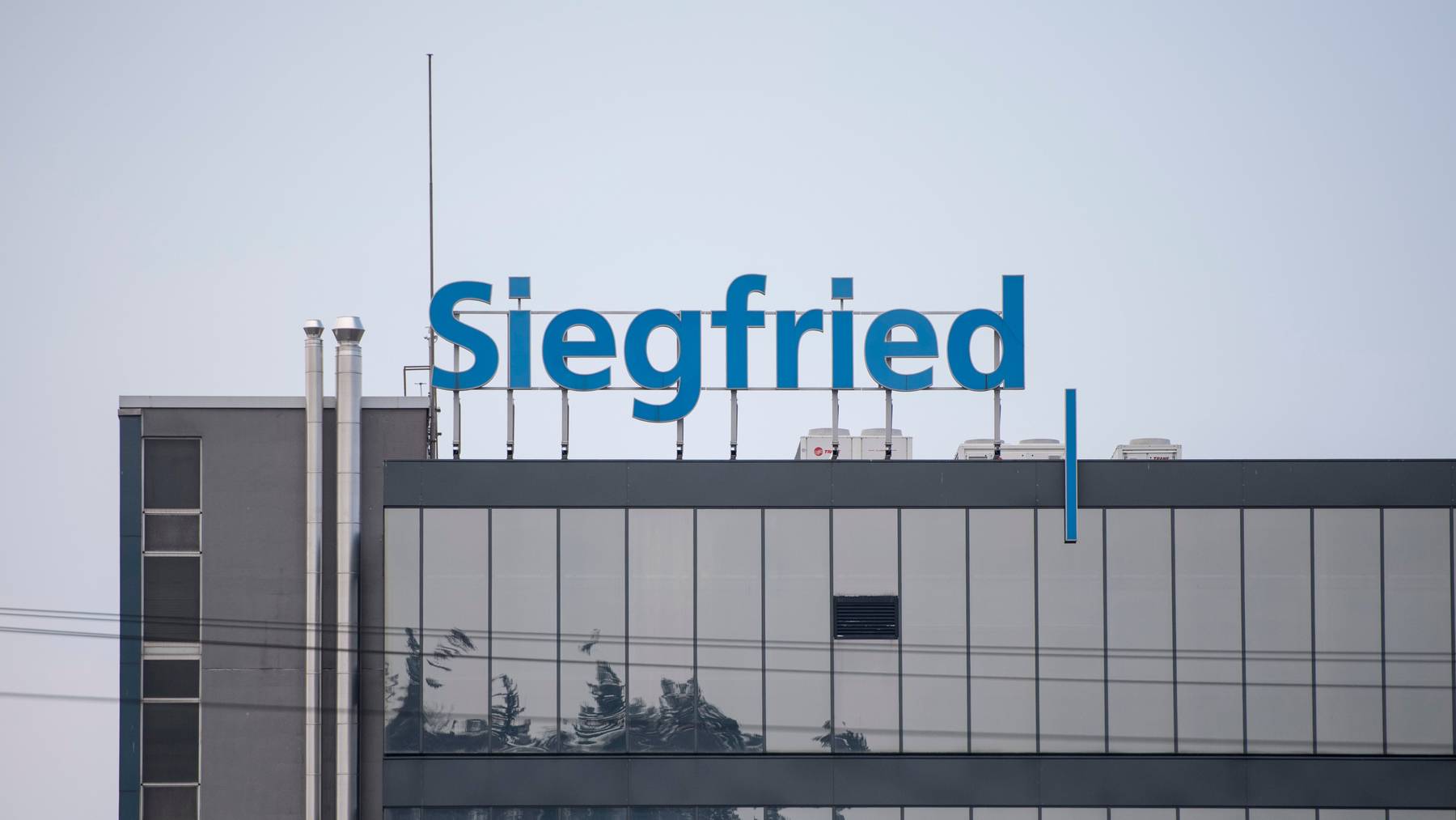 Siegfried expandiert nach Spanien. Das Zofinger Unternehmen kauft zwei Produktionsstätten vom Pharmariesen Novartis.