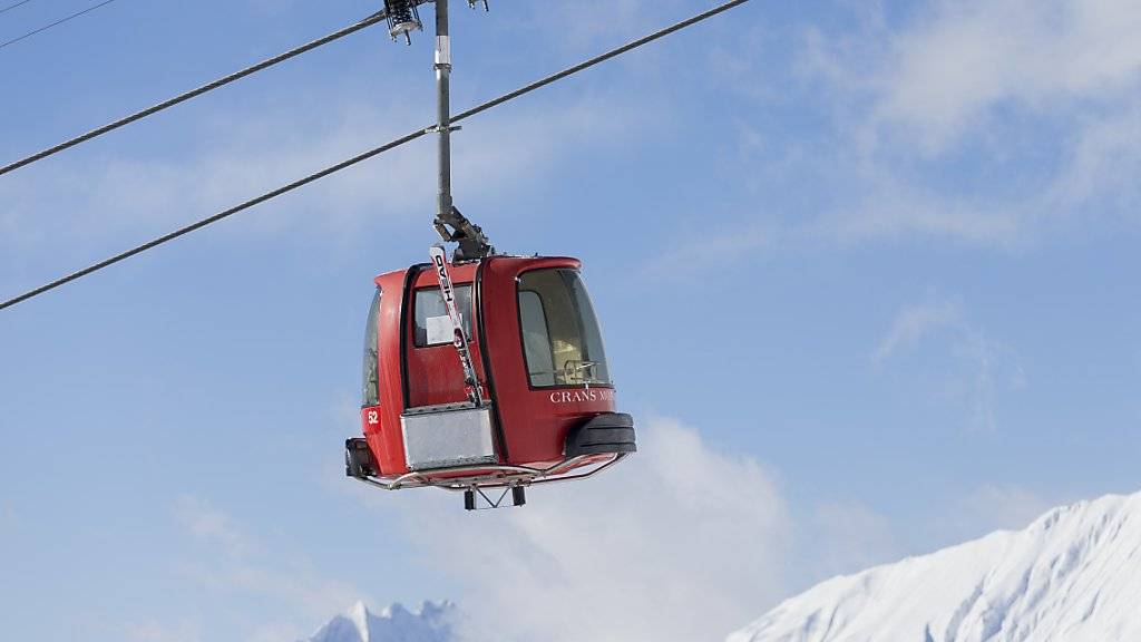 Wintersport in der Schweiz ist gemäss einem internationalen Preisvergleich ein teures Vergnügen. Allerdings bekommen Skifahrer auch etwas fürs Geld. (Symbolbild)