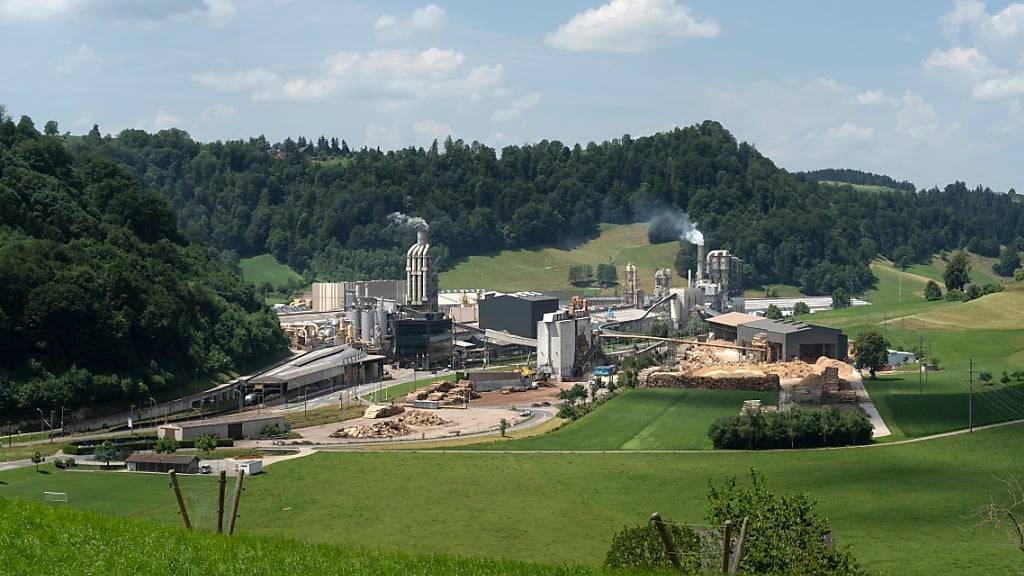 Der Standort von Swiss Krono in Menznau LU im Sommer 2022. (Archivaufnahme)