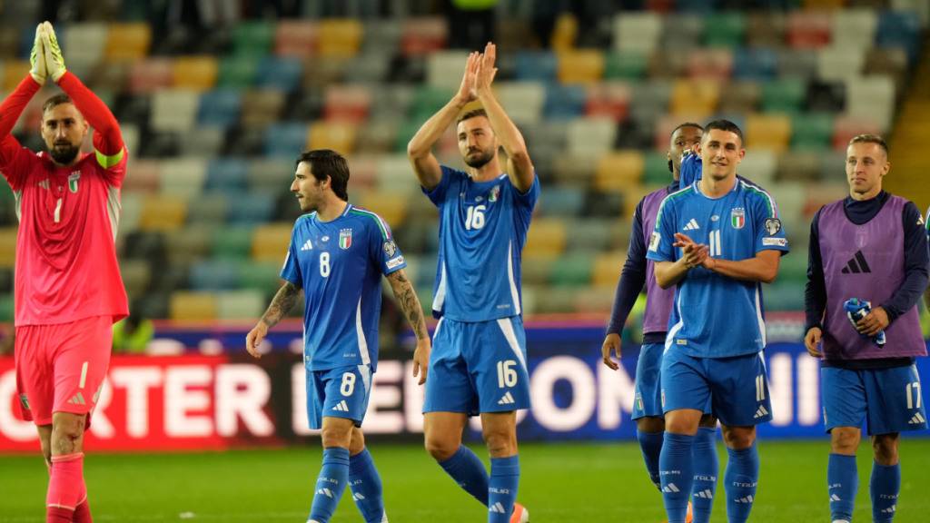Trotz souveränem Sieg gegen Israel: Der dreifache Weltmeister Italien muss wohl bis im März und den Playoffs um die WM-Qualifikation bangen