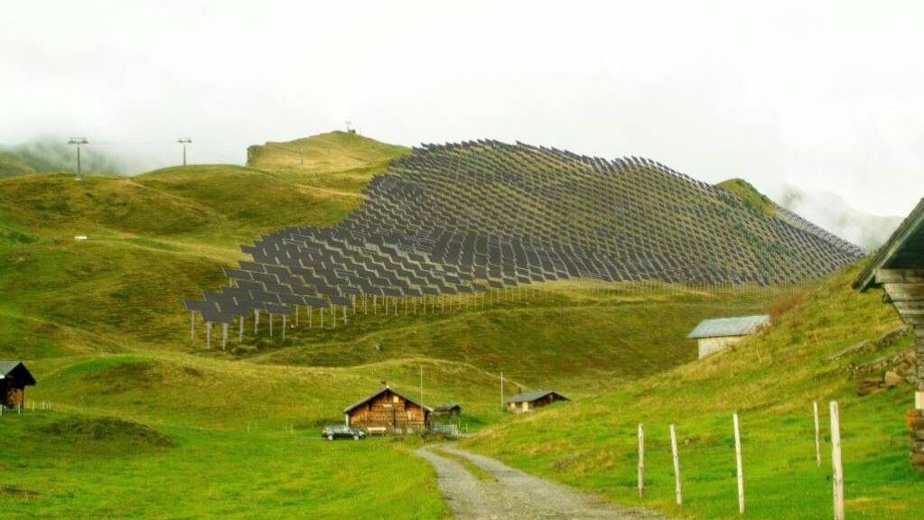 Die alpine Solaranlage im Skigebiet von Meiringen-Hasliberg im Berner Oberland soll Strom für 4500 Haushalte liefern.