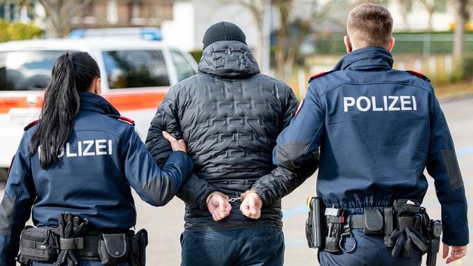 FDP fordert mehr Geld für ausserkantonale Einsätze der Polizei Zürich