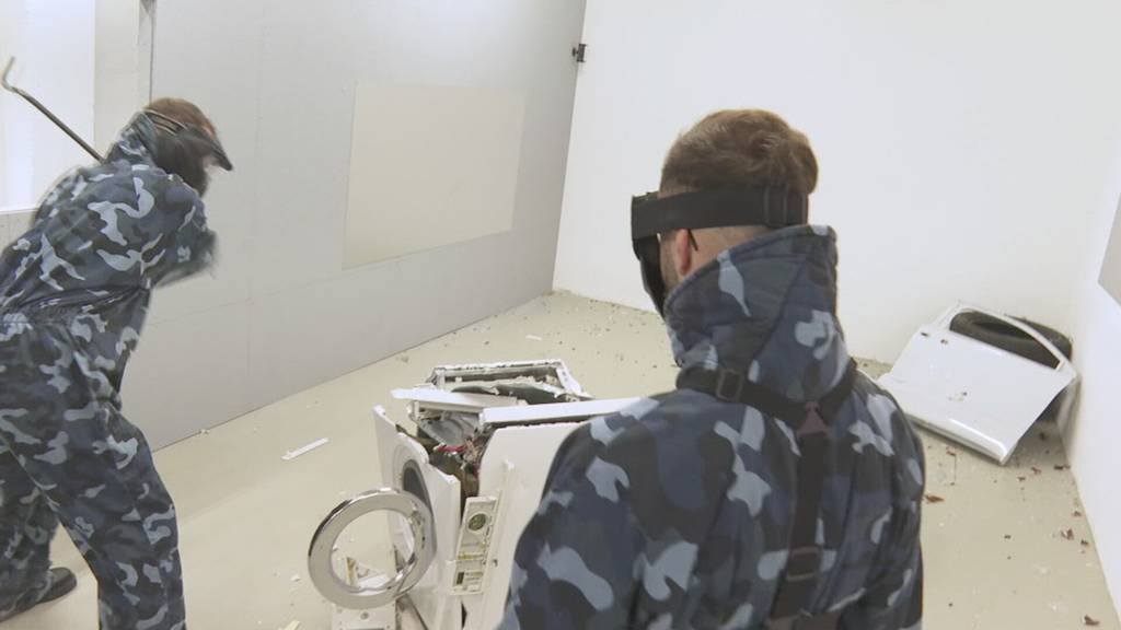 Im Rage-Room in Littau kann man so richtig Dampf ablassen