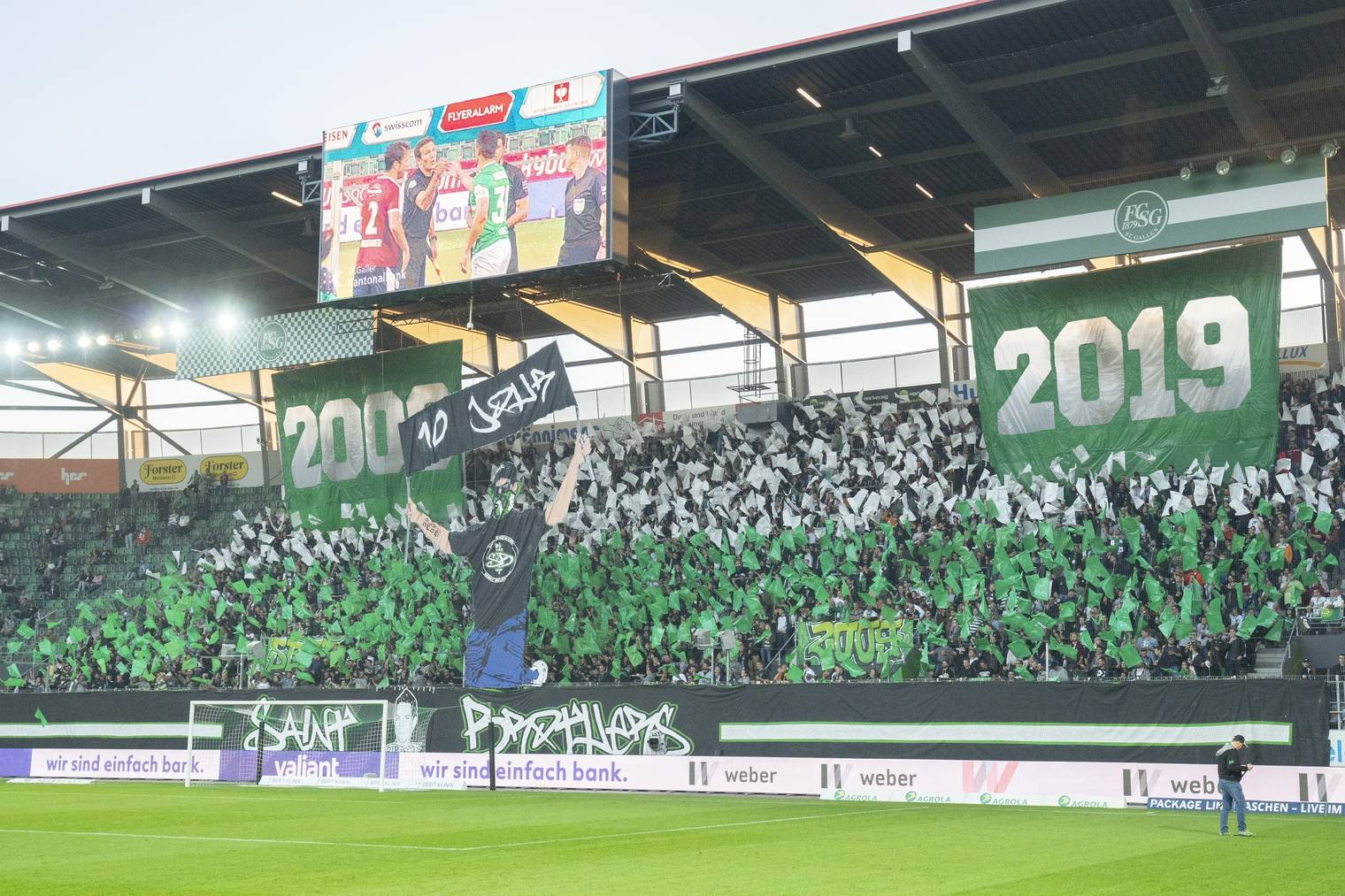 FCSG-Fan-Dachverband nimmt Stellung zu den Pyros gegen ...