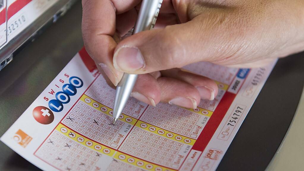 Ein Glückspilz heimste bei Swiss Lotto 17,92 Millionen Franken ein. (Archivbild).