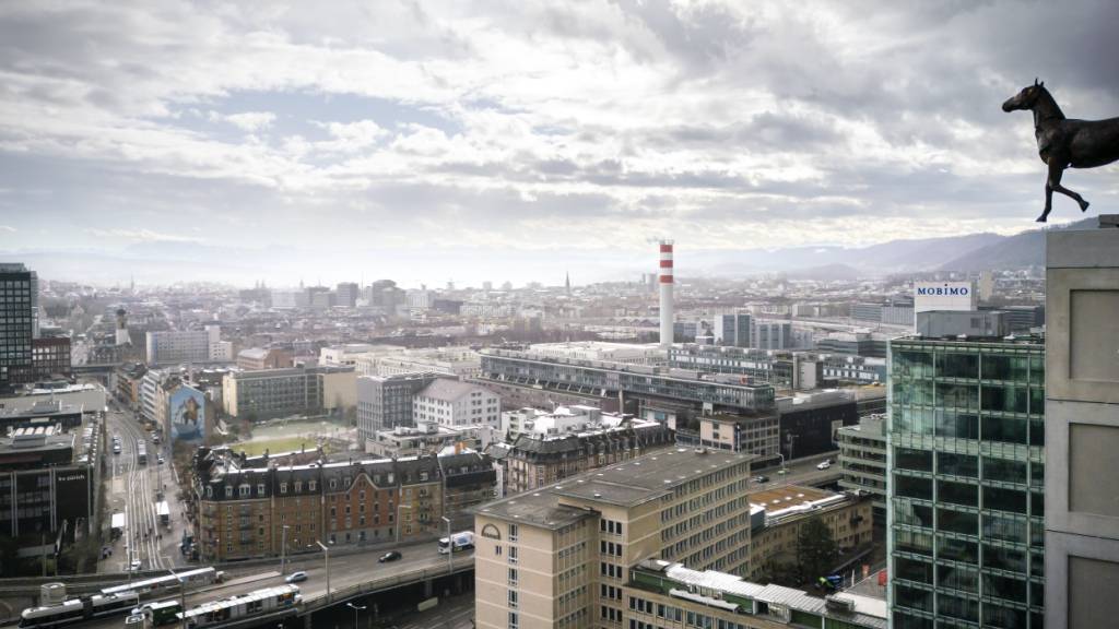 Die Wohnungen in der städtischen Wohnsiedlung Tramdepot Hard sind begehrt. Mit dem namensgebenden Tramdepot gibt es derzeit noch Probleme. Es wird erst 2027 in Betrieb genommen. (Archivbild)