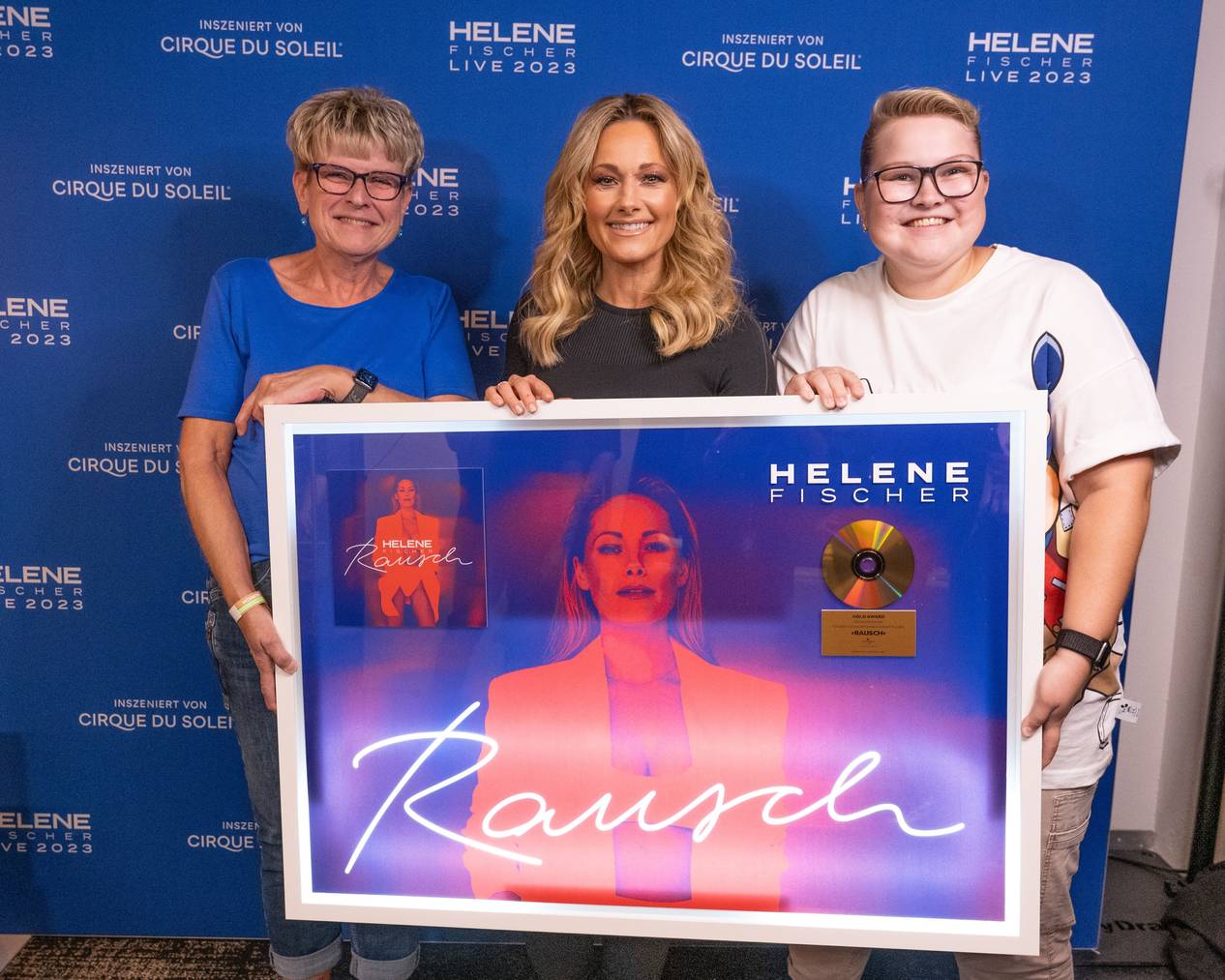 Helene Fischer mit den Super-Fans von Radio Melody im Zürcher Hallenstadion