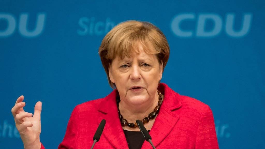 Sie strebt eine vierte Amtszeit an: Bundeskanzlerin Angela Merkel auf einer CDU-Parteikonferenz. (Archivbild)