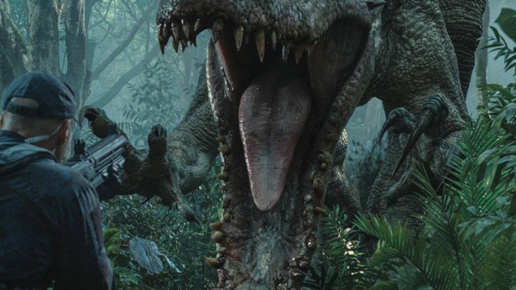 Das Kinospektakel «Jurassic World» - hier ein Ausschnitt aus Teil 1 - geht bald weiter. Universal Pictures hat im Netz einen ersten Trailer zur Fortsetzung «Fallen Kingdom» veröffentlicht. (Archivbild)