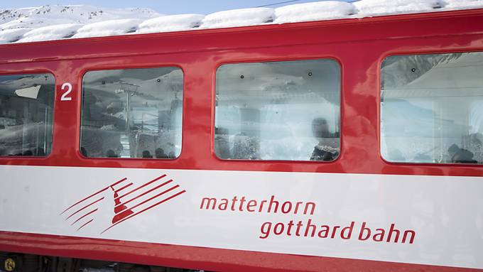 Kollision von zwei Zügen im Wallis fordert elf Verletzte