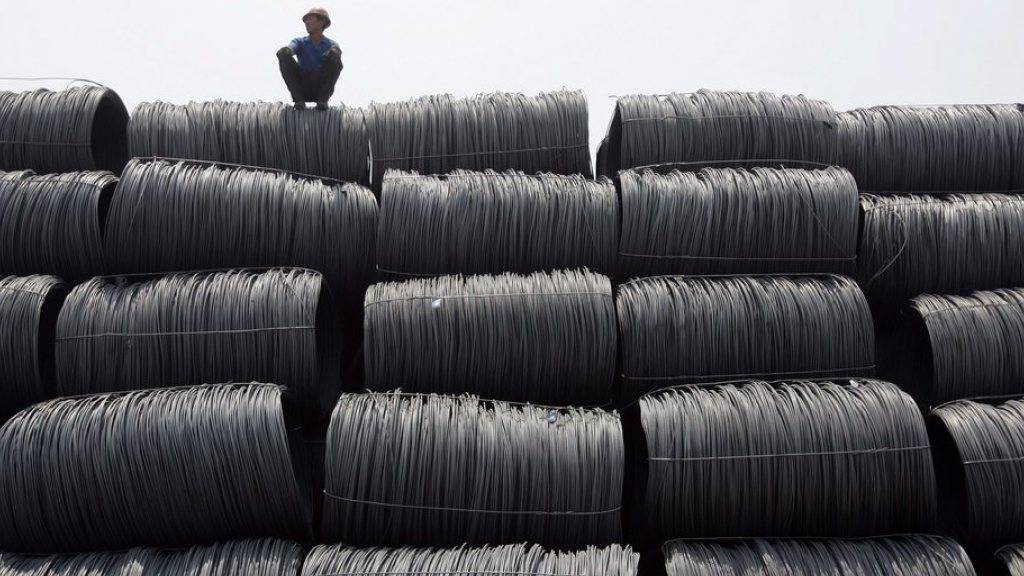 China sitzt auf einem Berg von Stahl: Schätzungen zufolge liegen die Stahlüberkapazitäten bei 400 Millionen Tonnen jährlich. (Archiv)