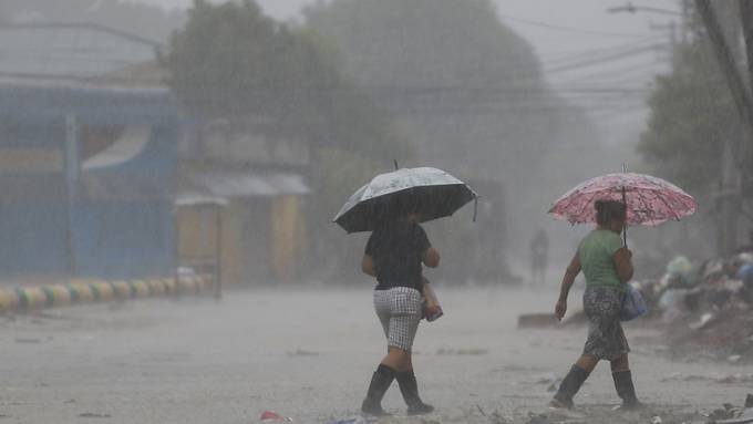 Nächster heftiger Hurrikan trifft angeschlagenes Mittelamerika