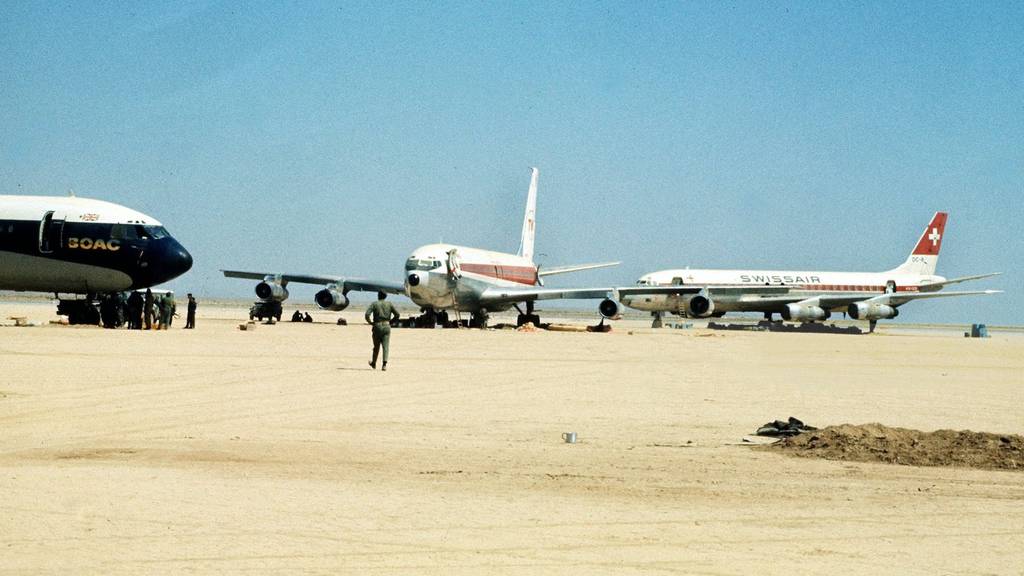 Bild aus «Swissair 100 – Geiseldrama in der Wüste»
