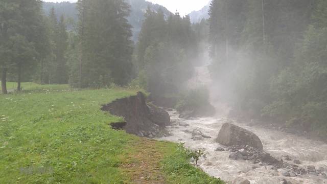 Gletschersee Faverges: Evakuierung an der Lenk aufgehoben