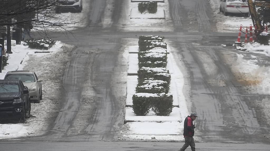 Der seit Tagen andauernde extreme Wintereinbruch in den USA hat nach Angaben von Behörden und Medien landesweit bislang mindestens 50 Todesopfer gefordert. (Archivbild)