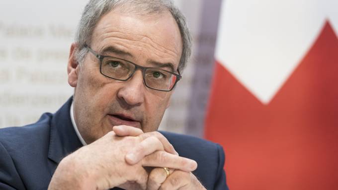 Guy Parmelin macht Restaurants und Beizen Hoffnung