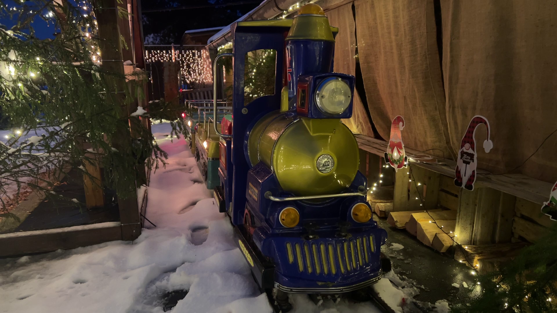 Zelgli Weihnachtsweg Lokomotive