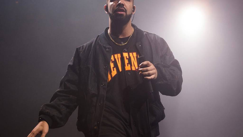 Im August beehrt der Megastar und Rapper Drake das Zürcher Hallenstadion. (Archivbild)