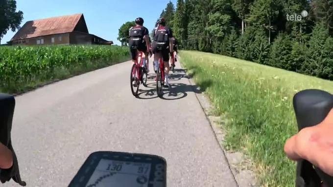 «Effizient schwitzen»: So trainieren Profi-Radsportler bei 35 Grad
