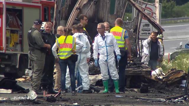 18 Tote nach Busunglück in Bayern
