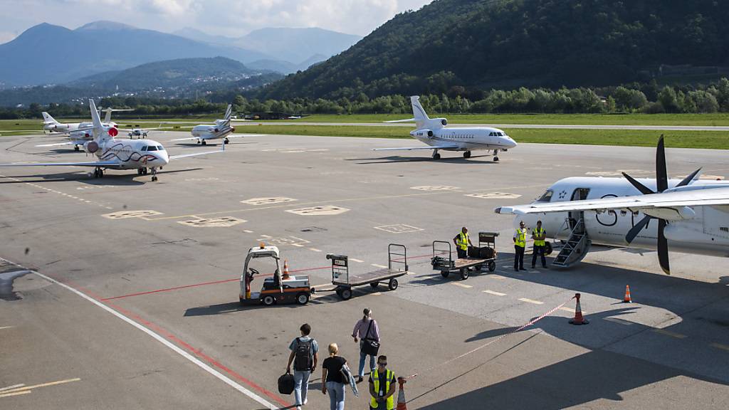 Am Montagabend befasste sich der Luganeser Gemeinderat mit der Zukunft des Flughafens Lugano-Agno. (Archivbild)