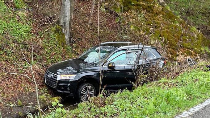 Pech für den Räuber: Er stiehlt ein Auto und verursacht wenig später einen Totalschaden