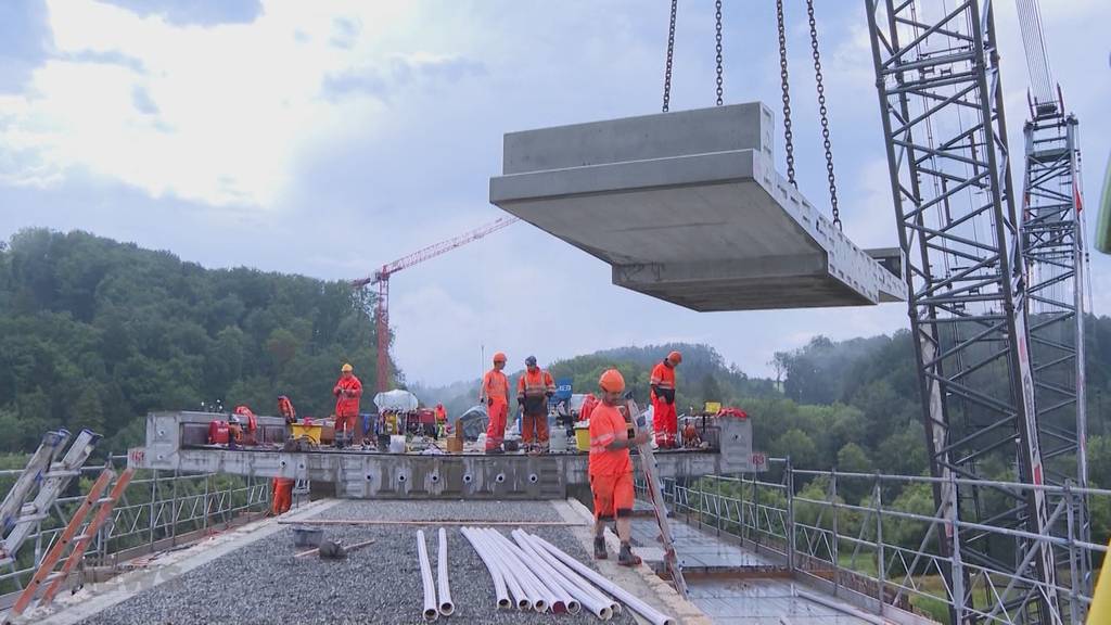 Vollgas auf der Baustelle Saaneviadukt: Bald rollen wieder Züge