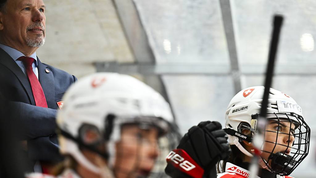 Auch im dritten Spiel in Tampere gehen die Schweizer Eishockey-Frauen als Verliererinnen vom Eis