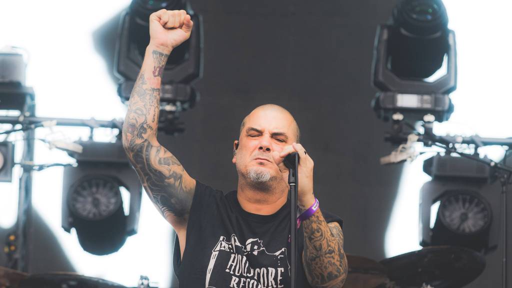 Hitlergruss von Sänger kostet Metal-Band Pantera Festival-Auftritte
