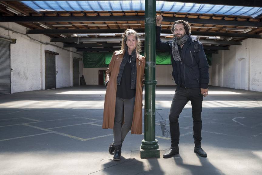 Céline Fuchs und Walter Boos sind die Initianten des Projekts «Eventhalle». (Bild: Tagblatt/Adriana Cortiz Cardozo)