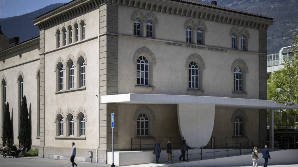 Der Bündner Grosse Rat spricht sich für stärkere Massnahmen gegen die organisierte Kriminalität aus.