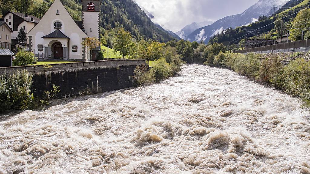 Der Kanton Uri investierte in den vergangenen Jahren in den Hochwasserschutz. Auf dem Bild die Gemeinde Gurtnellen im Herbst 2020. (Symbolbild)
