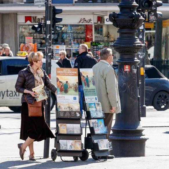 20'000 Zeugen Jehovas versammeln sich im Zürcher Letzigrund 