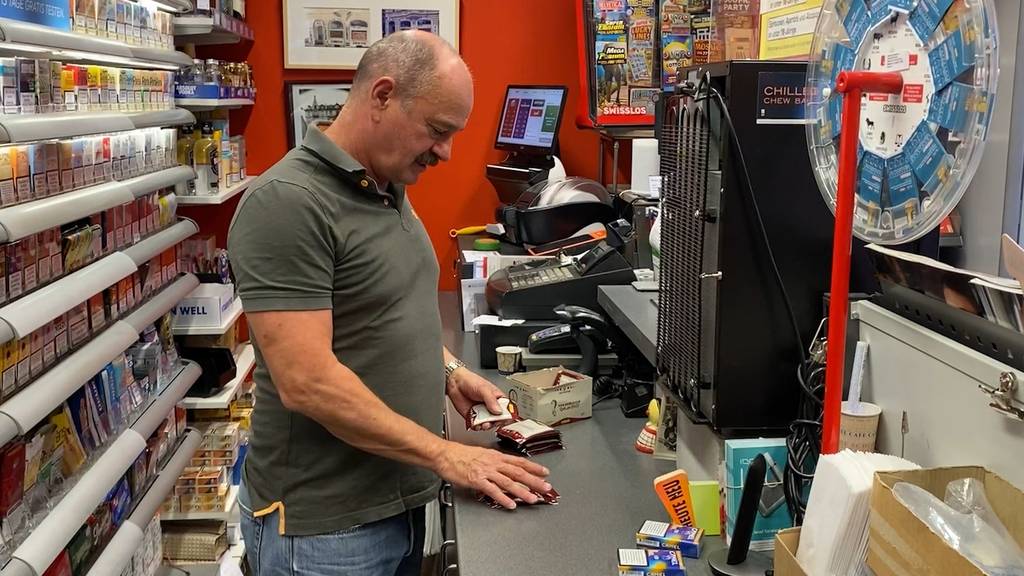 Zürcher Kiosk-Betreiber: «Ich verkaufe fast keine Panini-Bildli mehr»