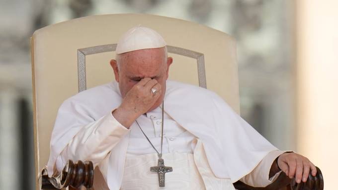Entwarnung: Papst Franziskus war für Gesundheitschecks im Spital