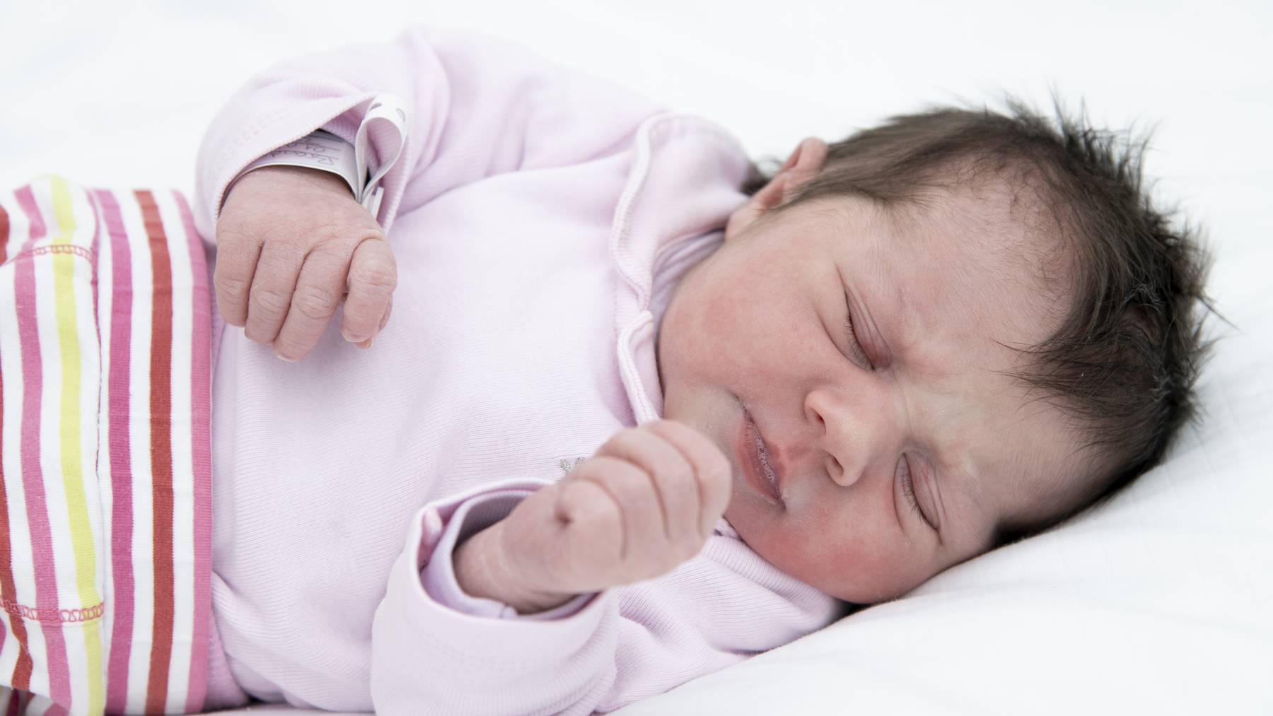 Elena wurde um 01:01 im Spital Grabs geboren. 