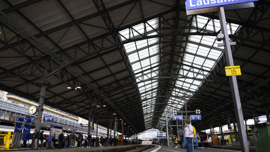 Am frühen Freitagnachmittag kam es am Bahnhof Lausanne zu einem Verkehrsunterbruch. (Archivbild)