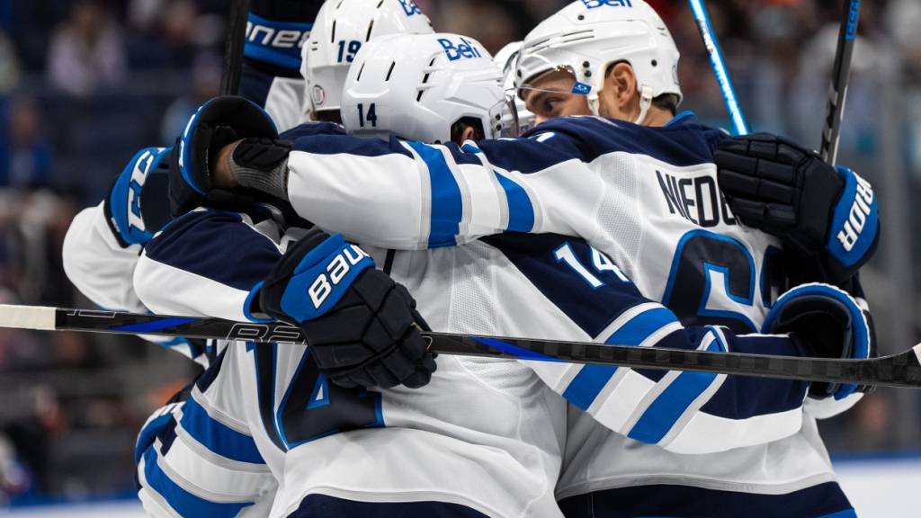Nino Niederreiter und die Winnipeg Jets feiern einen souveränen 5:2-Sieg